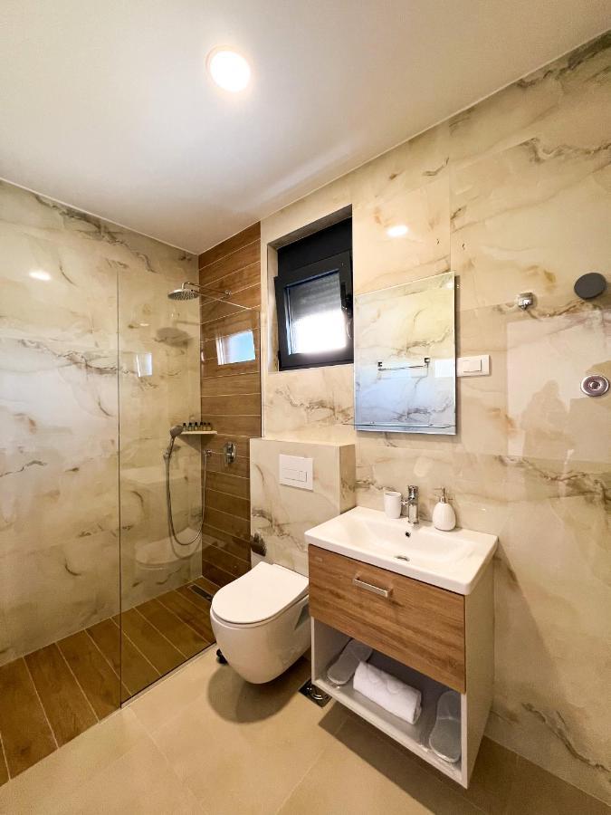 Square Residence Ulcinj Ngoại thất bức ảnh