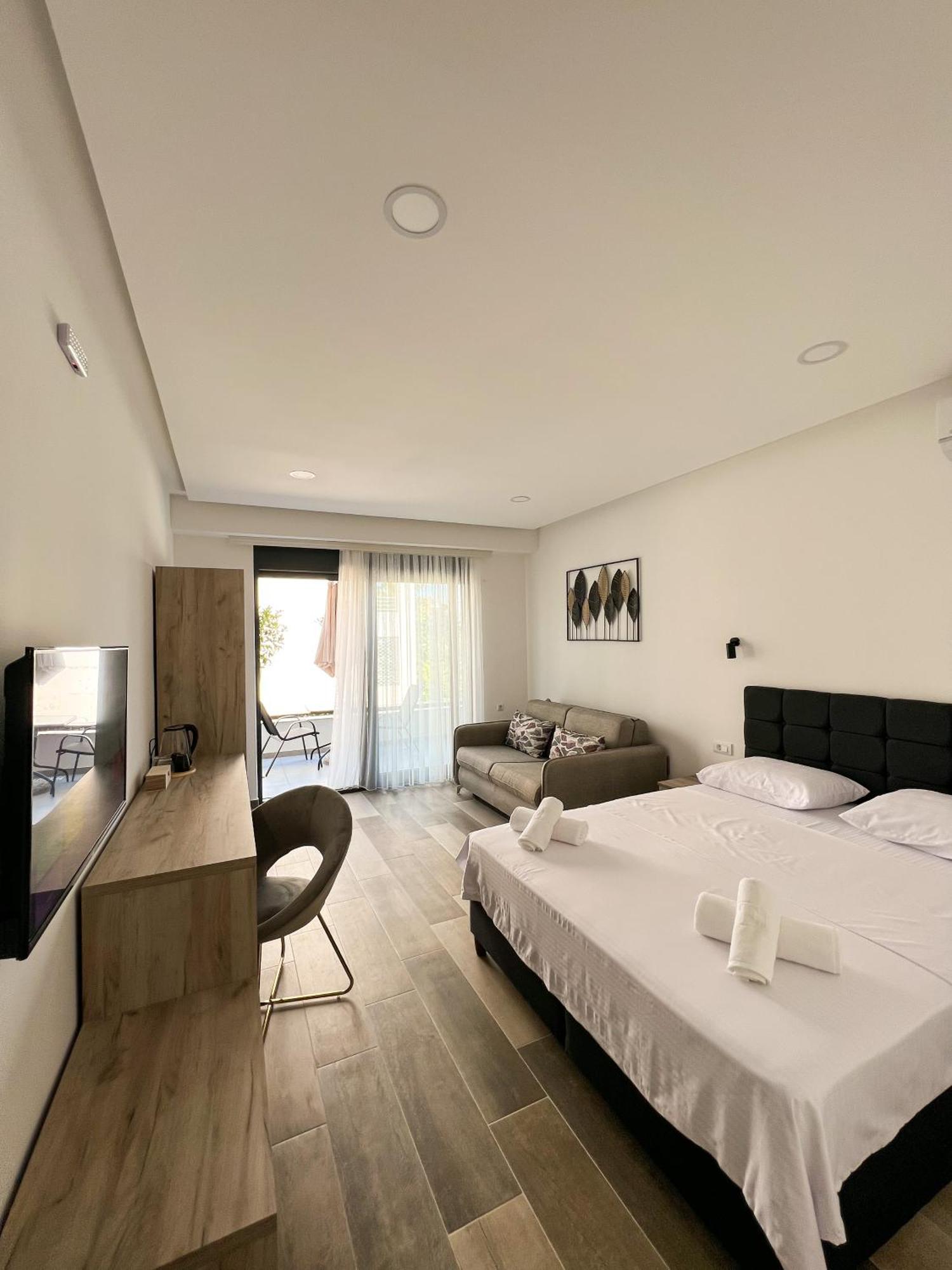 Square Residence Ulcinj Ngoại thất bức ảnh