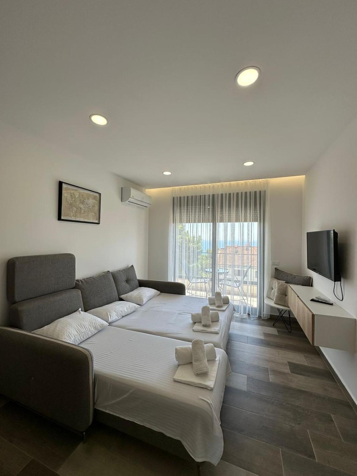 Square Residence Ulcinj Ngoại thất bức ảnh